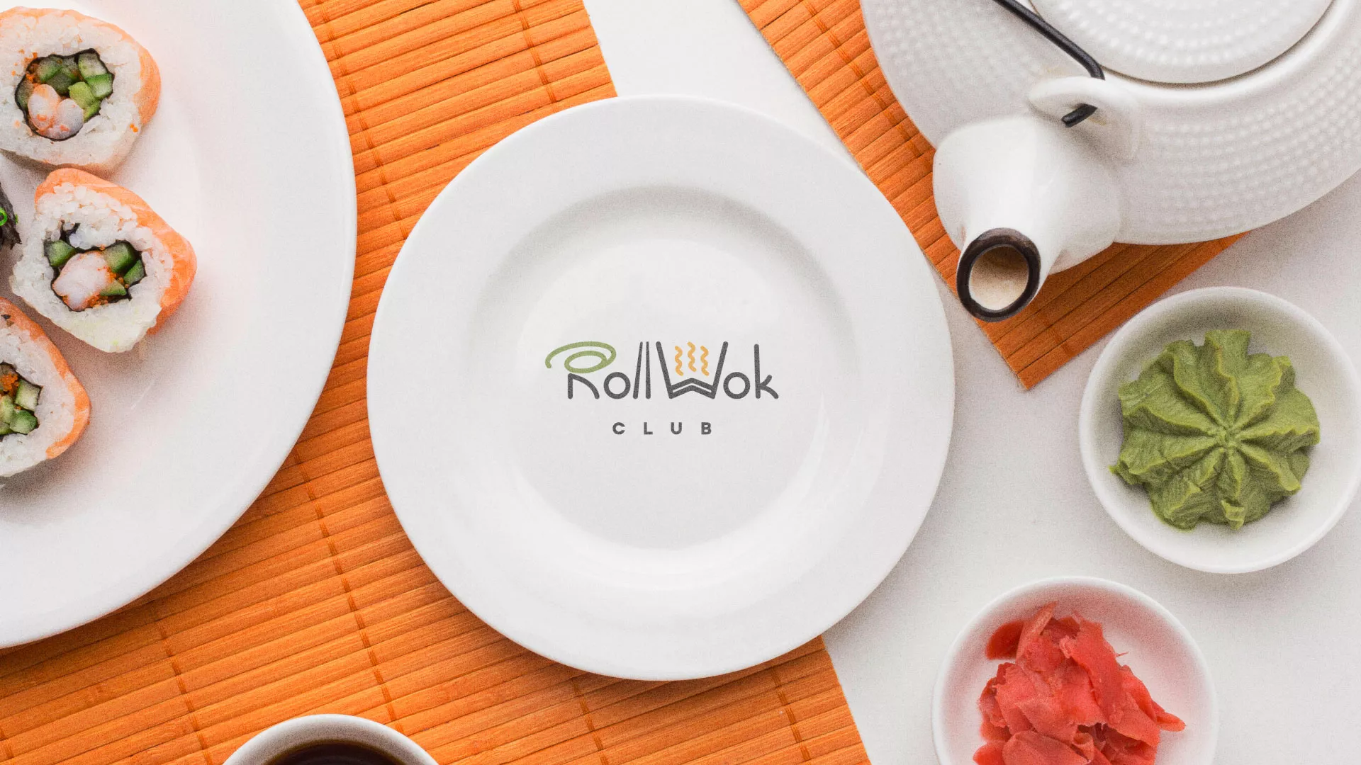 Разработка логотипа и фирменного стиля в Александрове для суши-бара «Roll Wok Club» Разработка логотипа и фирменного стиля в Александрове для суши-бара «Roll Wok Club»
